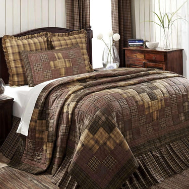 Prescott Queen Quilt 94Wx94L VHC Brands - The Fox Decor